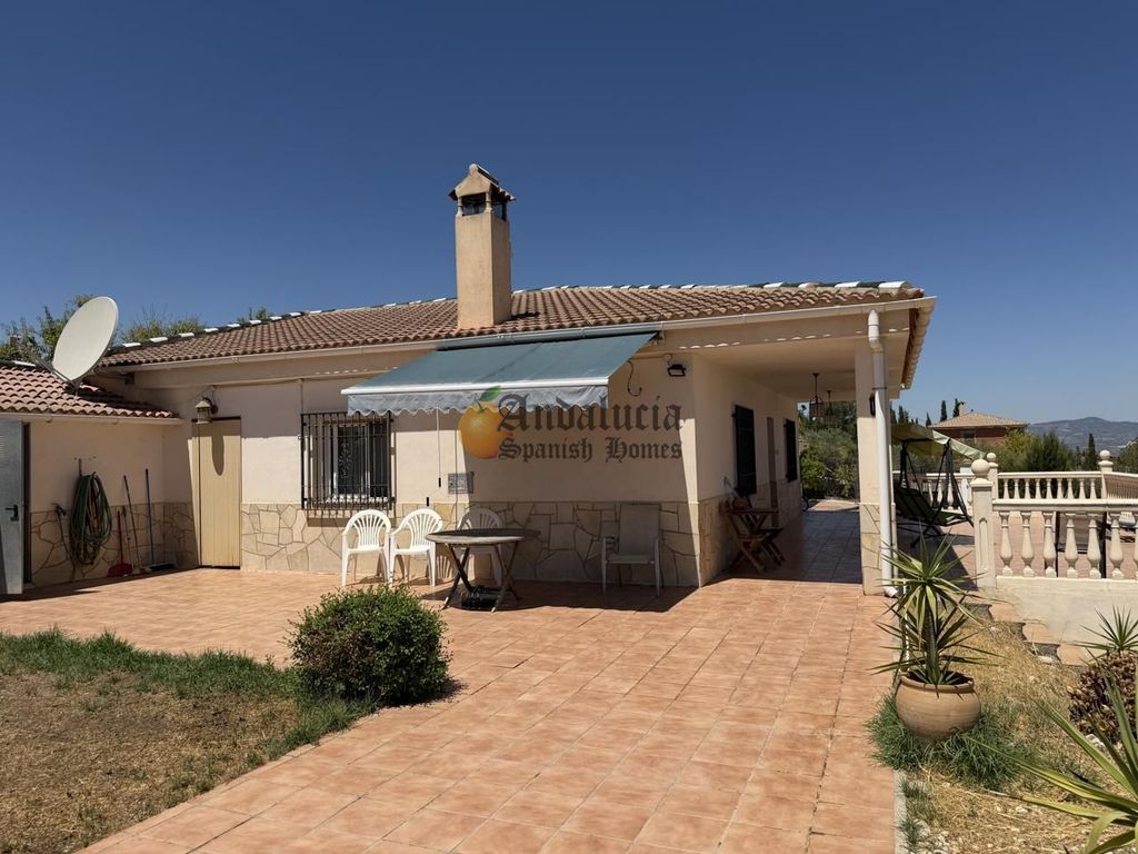 Property photo 2 of 51