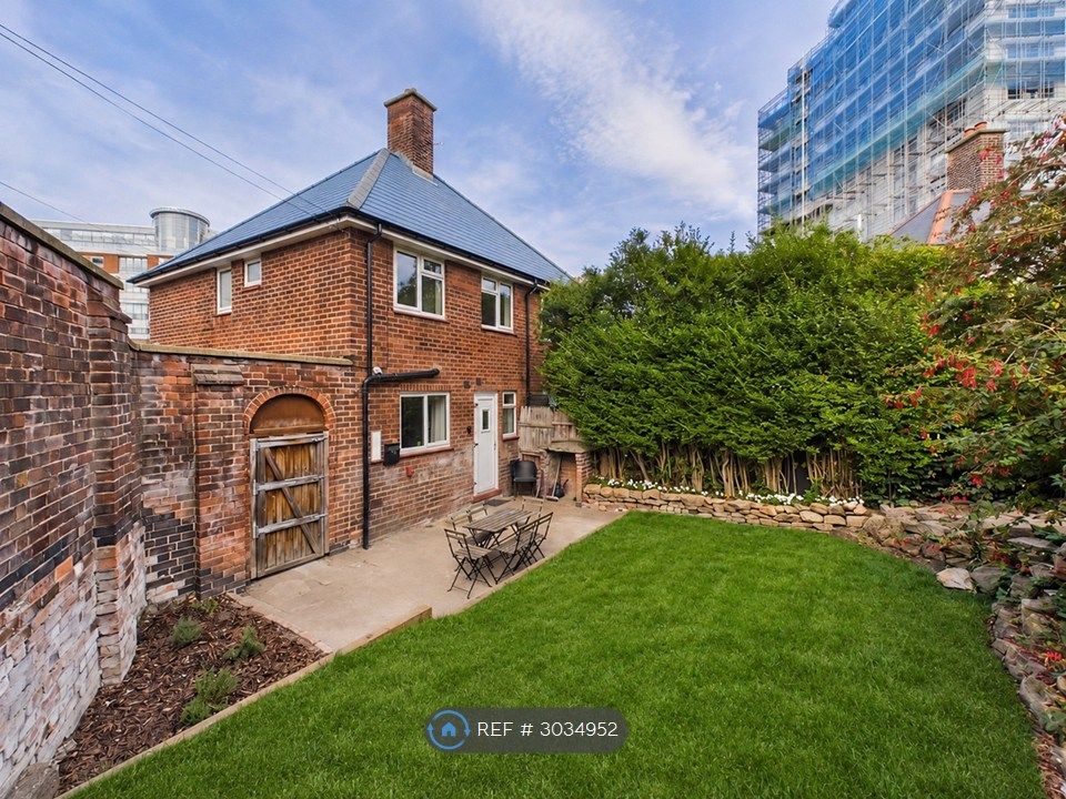 Property photo 1 of 30