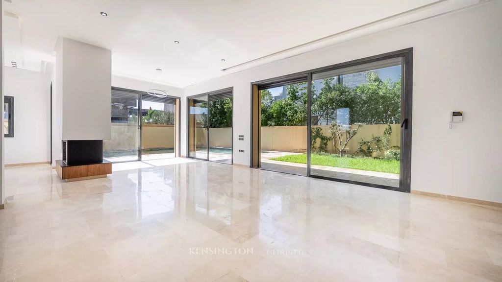 Property photo 3 of 30