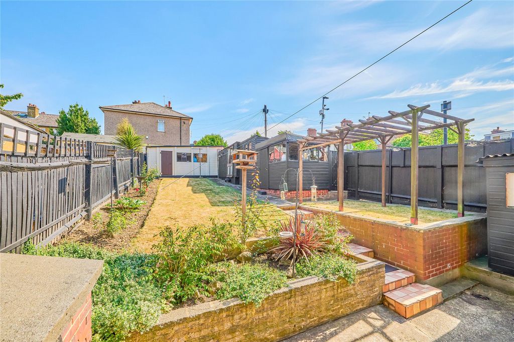 Property photo 2 of 12 Picture No. 05