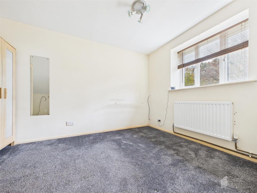 Property photo 2 of 9 Cam02365G0-Pr0380-Still003.Jpg