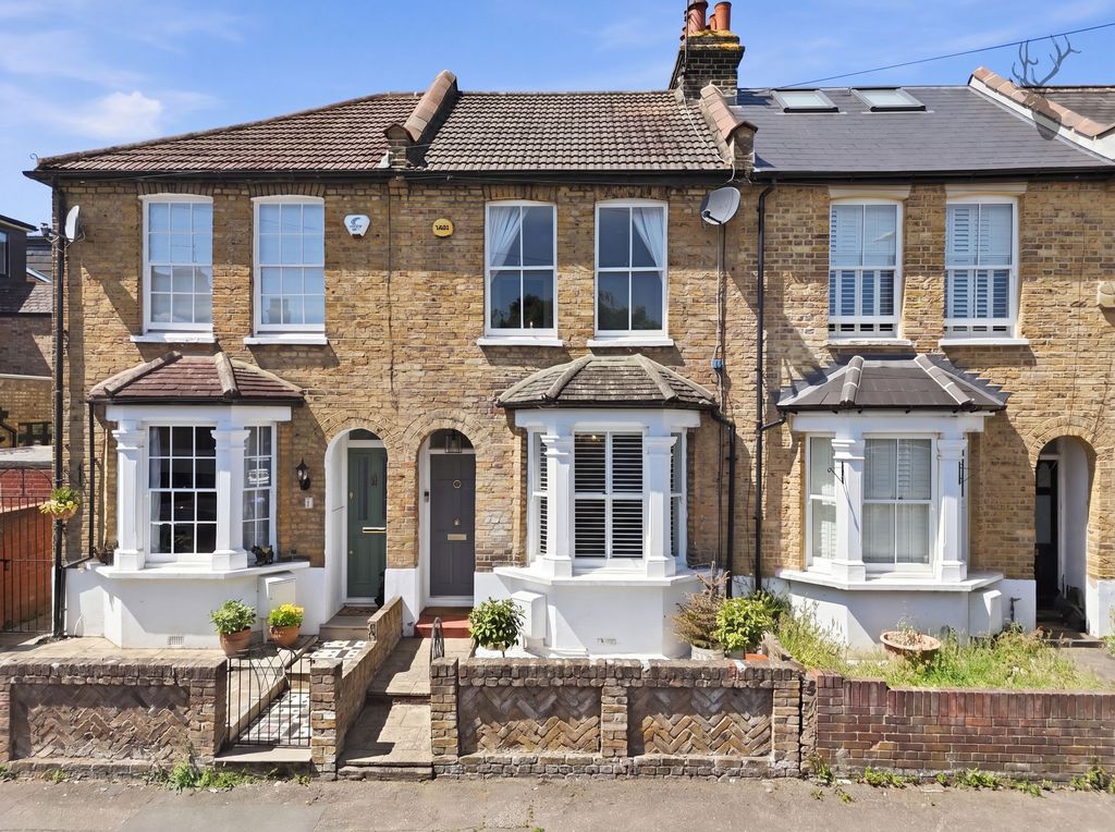 Property photo 1 of 19