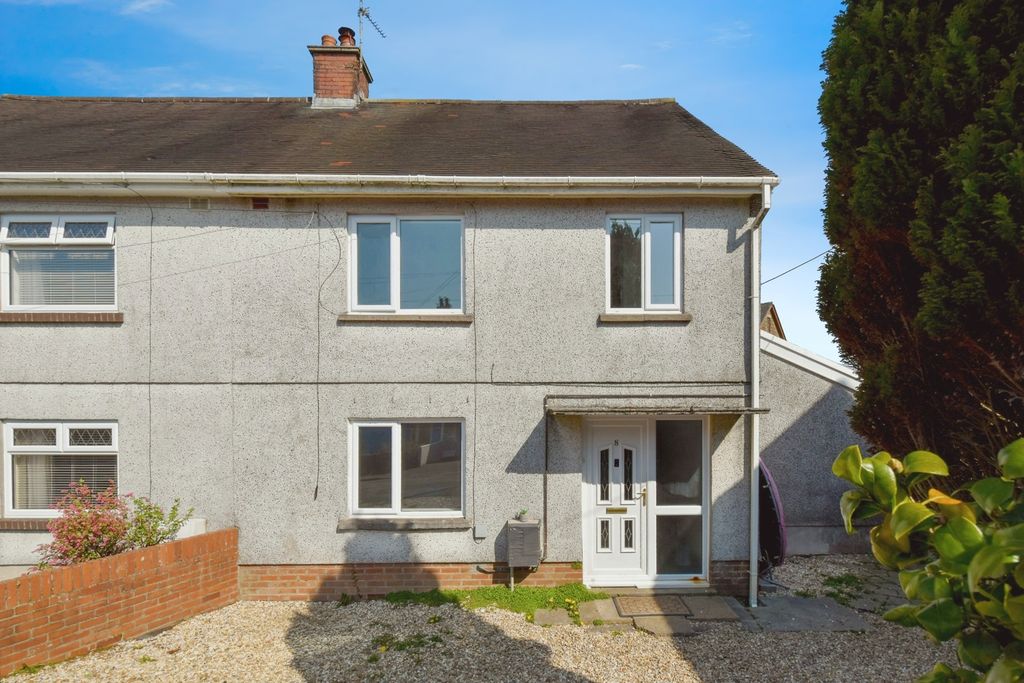Property photo 2 of 16 Photo