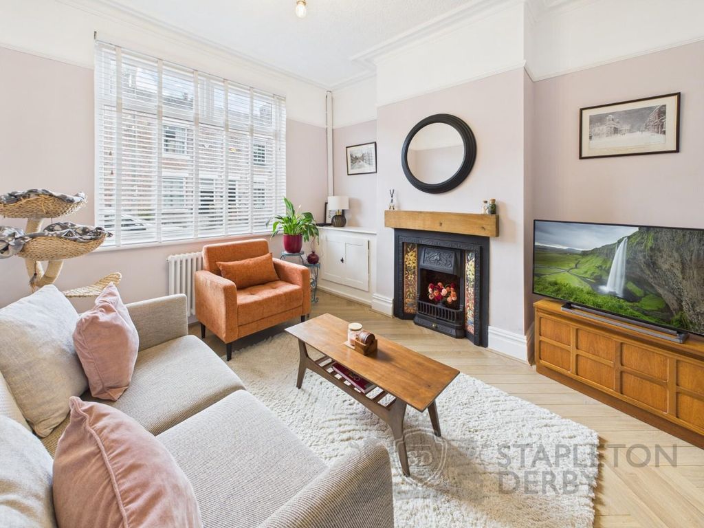 Property photo 1 of 27 Cam04720G0-Pr0128-Still006.Jpg