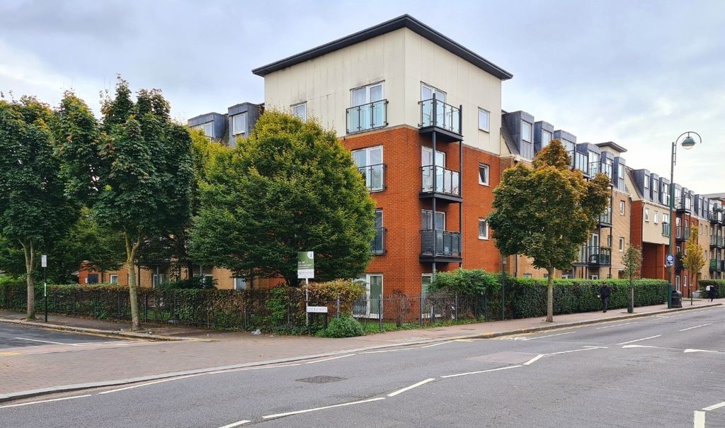 Property photo 1 of 9 3696451