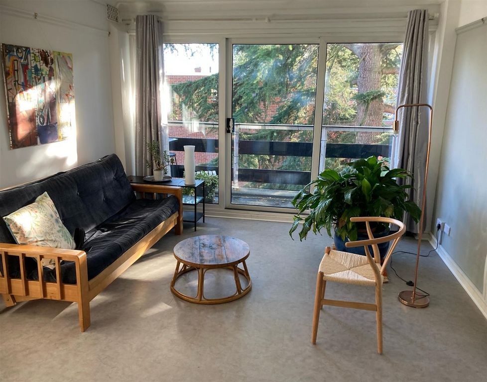 Property photo 2 of 11 Living 2.Jpg