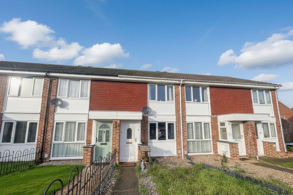 Property photo 1 of 8