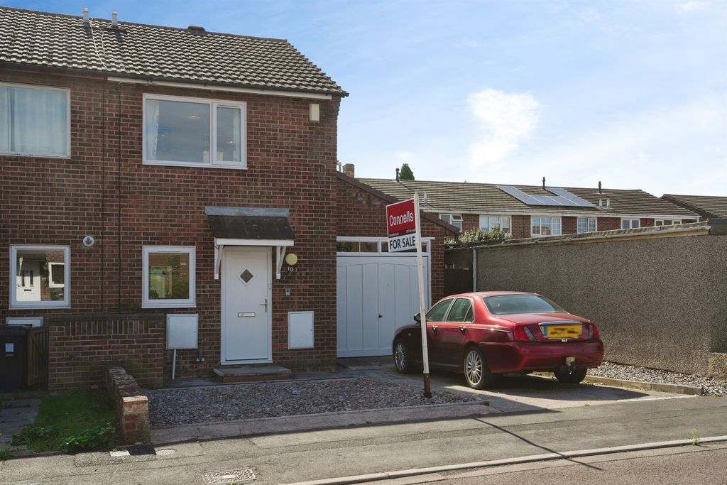Property photo 1 of 12