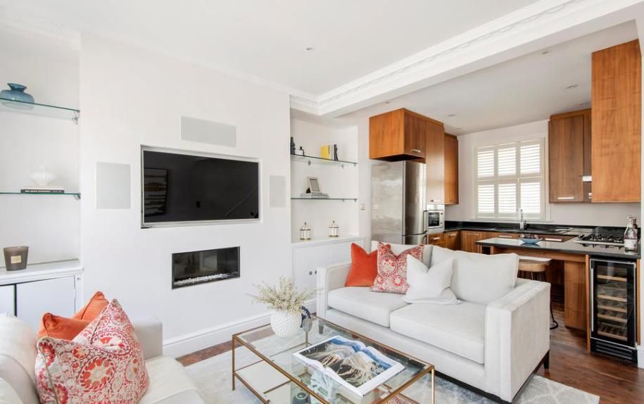 Property photo 1 of 6 96 Clifton Hill 1 12.11.Png