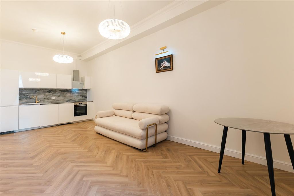 Property photo 2 of 10 Open Plan Living