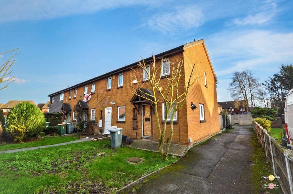 Property photo 2 of 16