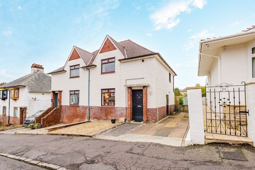 Property photo 1 of 22
