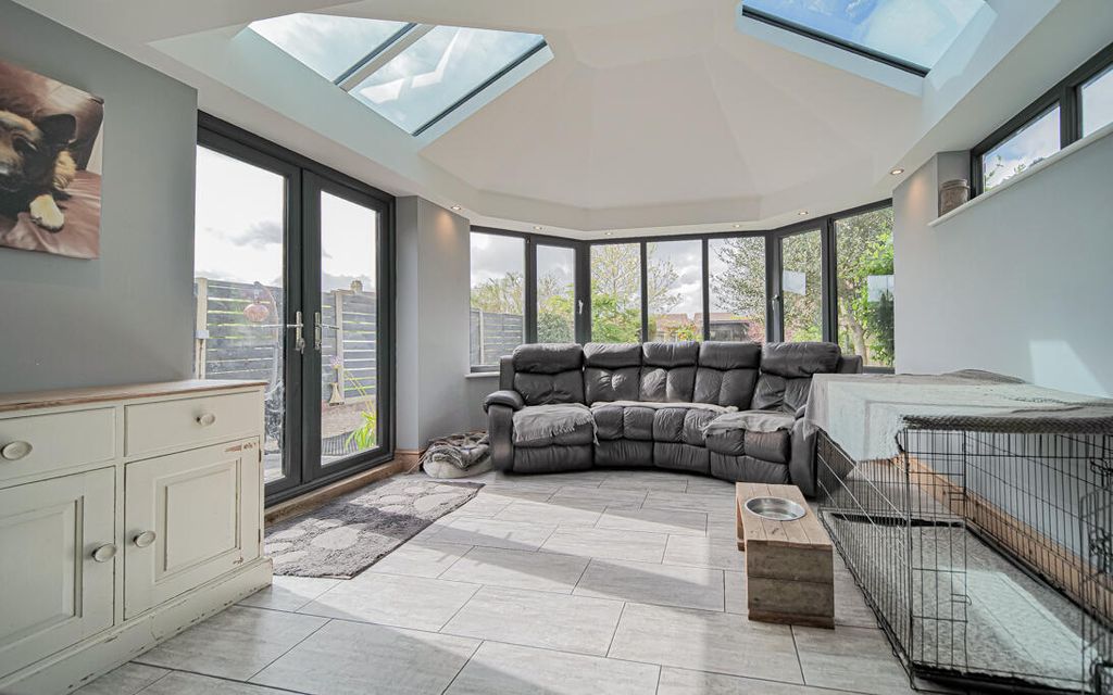 Property photo 3 of 19 P1070367.Jpg