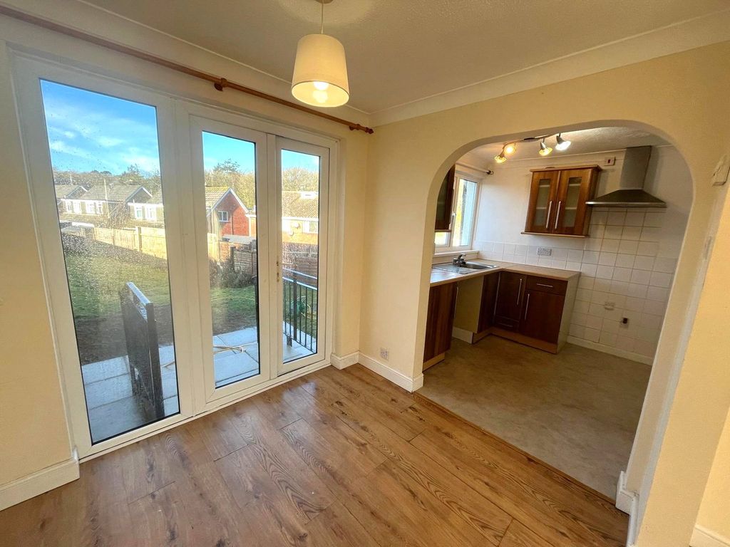 Property photo 3 of 12 Picture No. 18