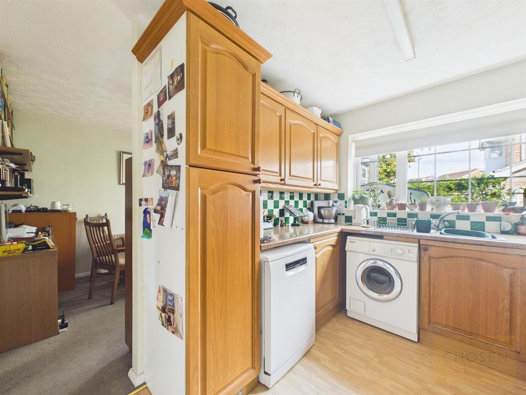Property photo 3 of 14