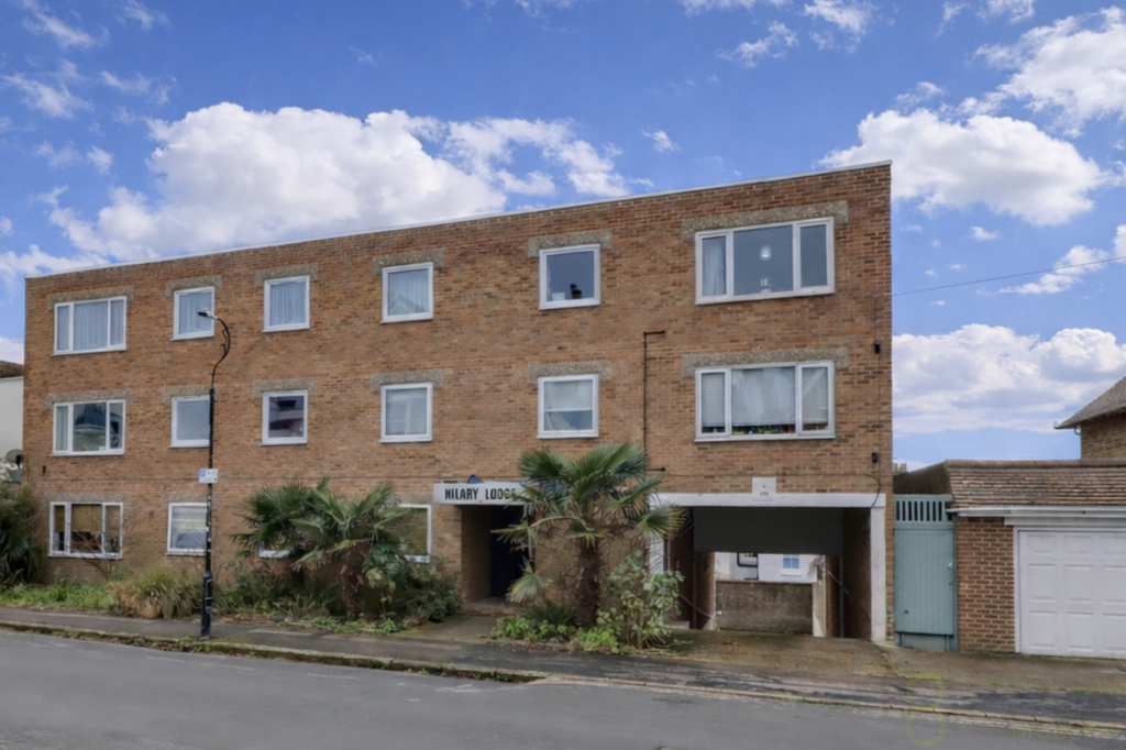 Property photo 1 of 8 Front