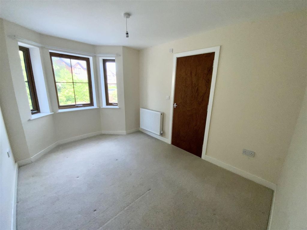 Additional image 5 of 4 bed property to rentGreenfield Road, Greenfield, Holywell CH8