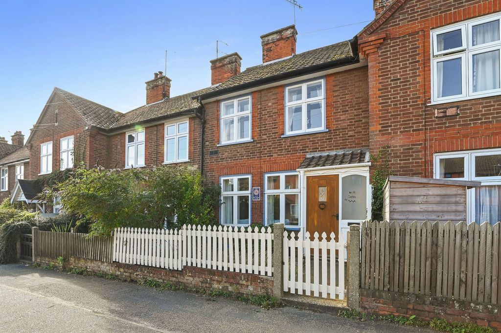 Property photo 1 of 19