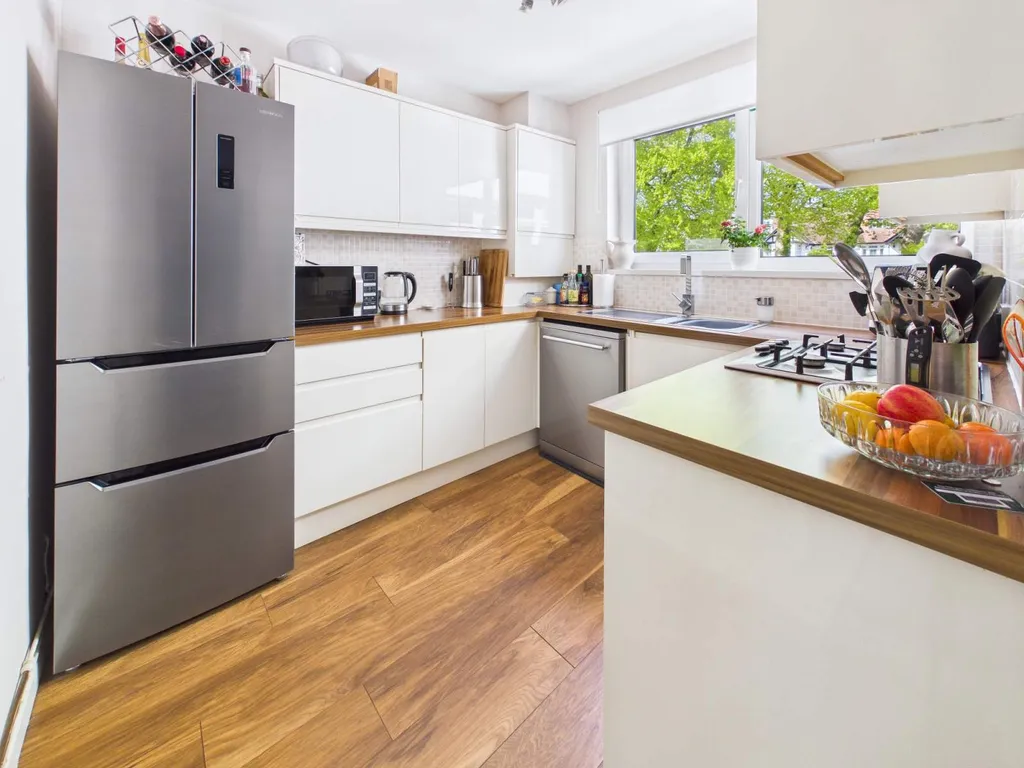 Apartment in Cardiff. CF15, Radyr and Morganstown - View 6