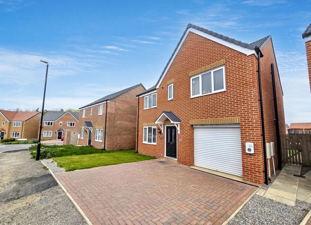 Property photo 1 of 34