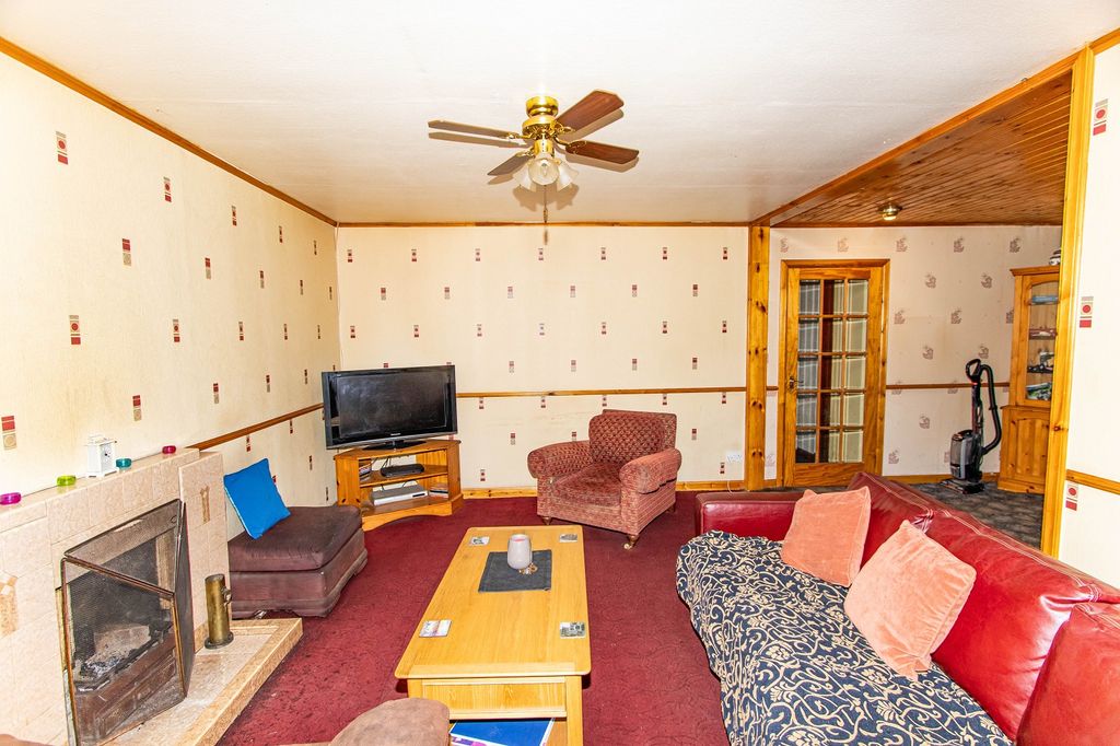 Property photo 3 of 12 Not Specified