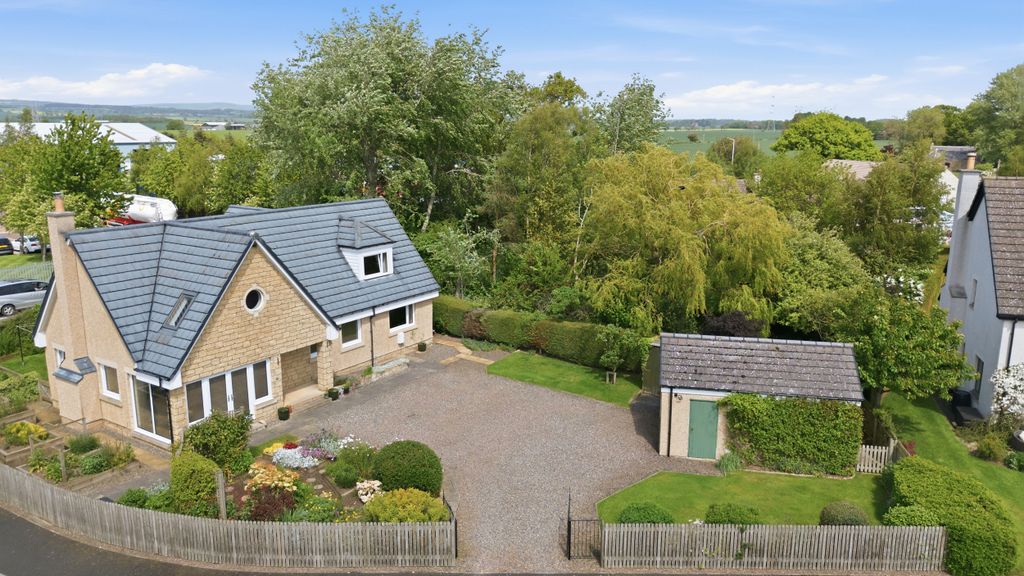 Property photo 1 of 49