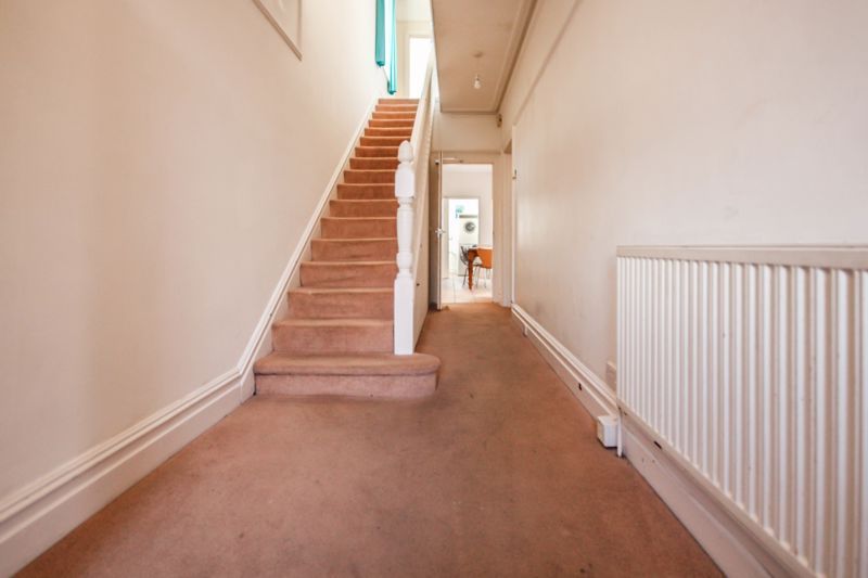 Property photo 3 of 14 Photo 8