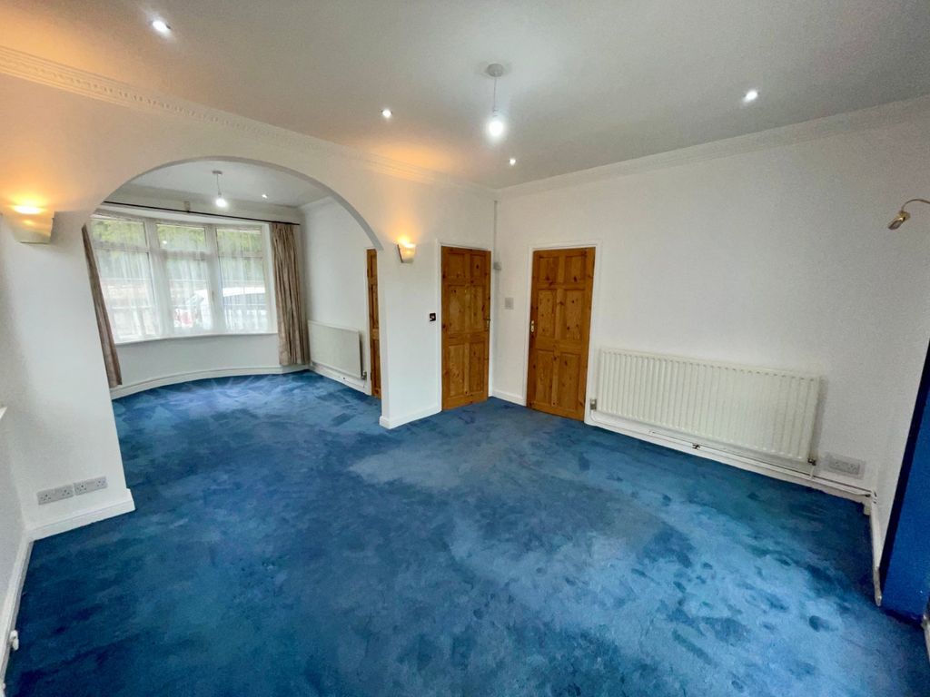 Property photo 3 of 17 Picture No. 36
