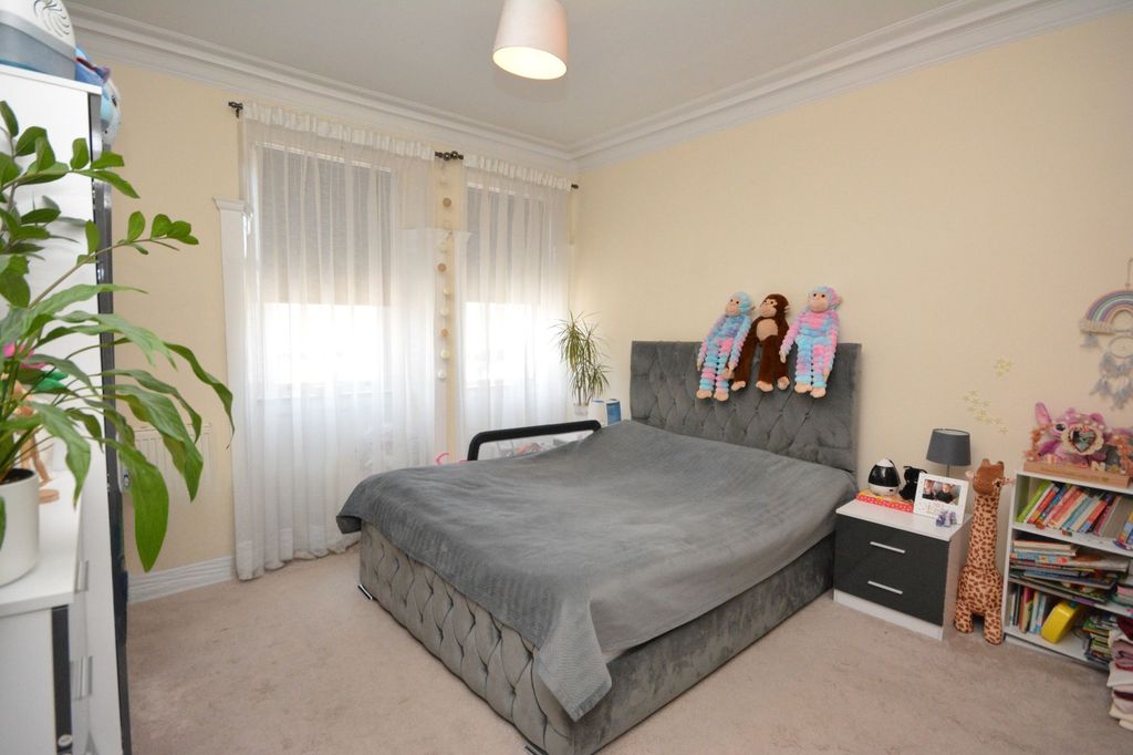 Additional image 9 of 2 bed flat for saleVicar Street, Falkirk FK1