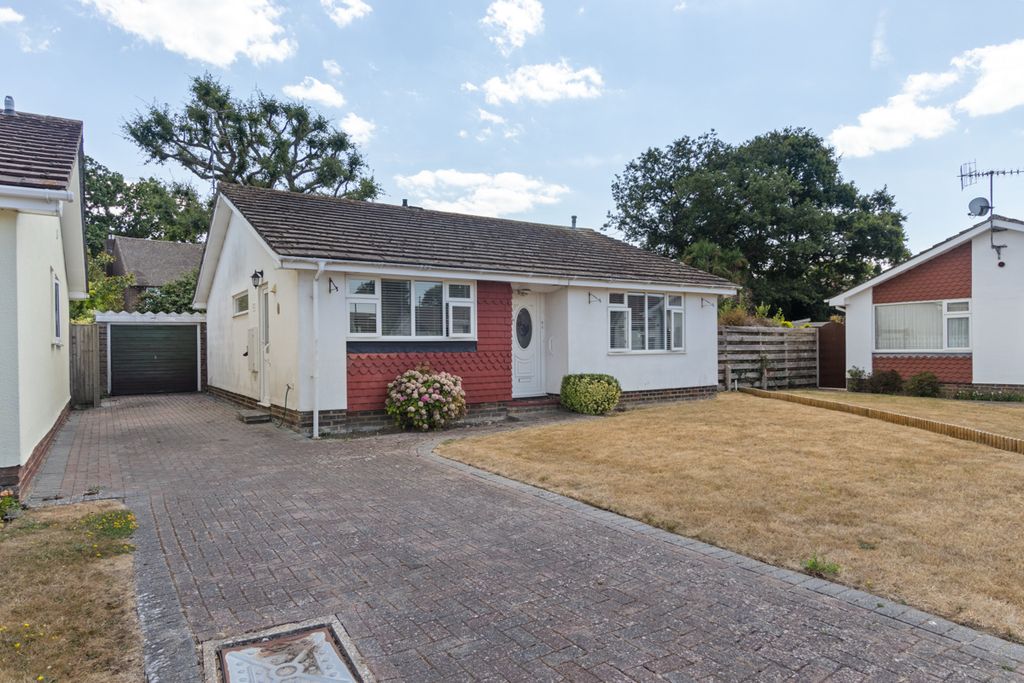 Property photo 1 of 18