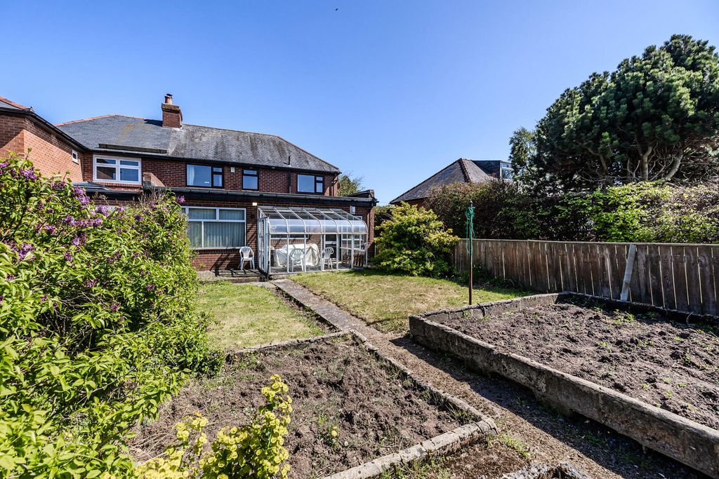Property photo 2 of 25 Rear Garden