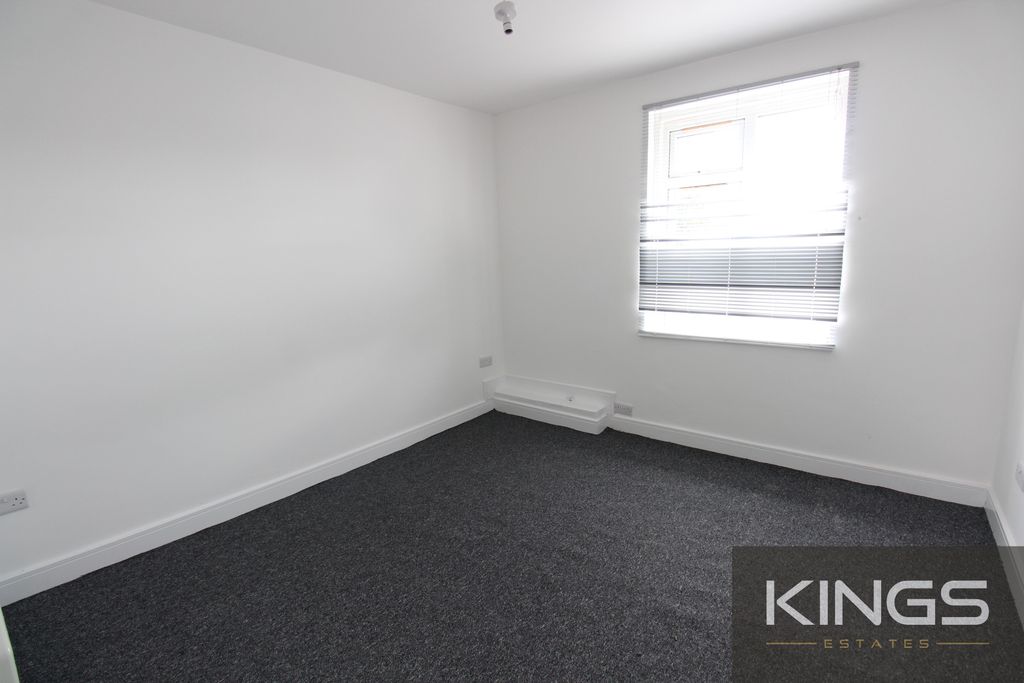 Property photo 3 of 3