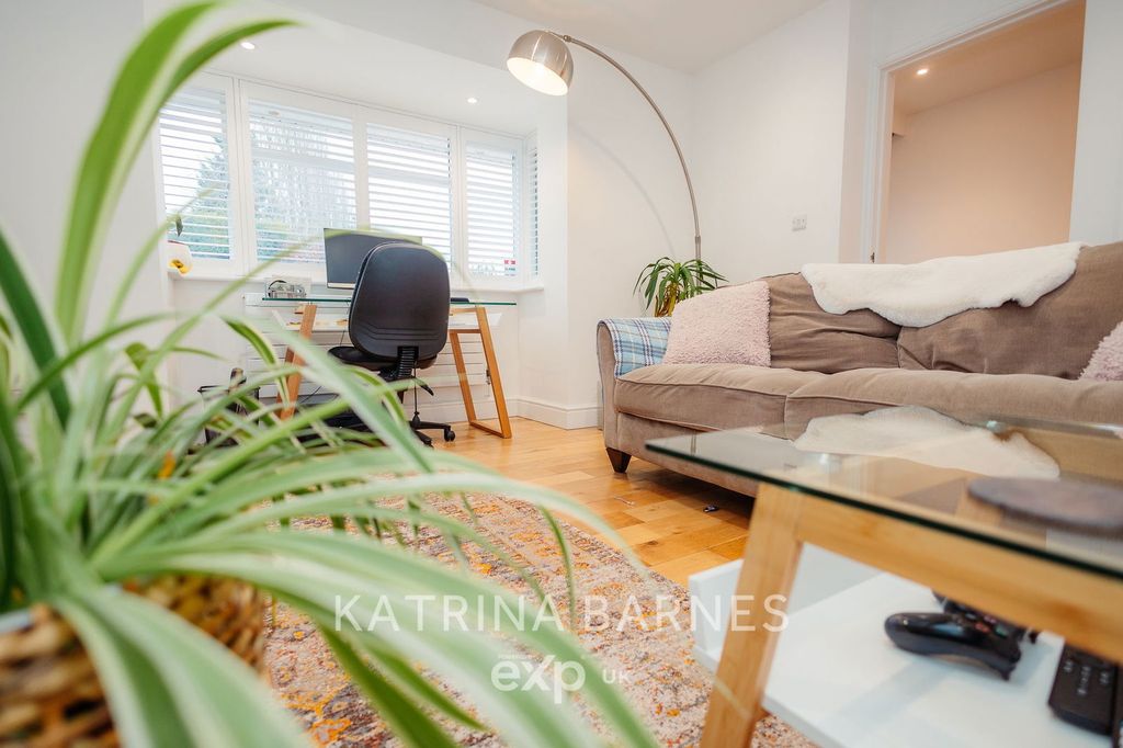 Property photo 2 of 44