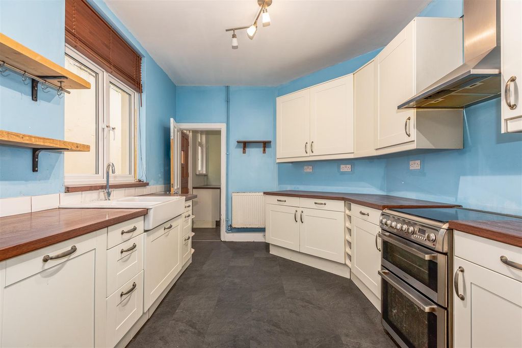 Property photo 2 of 36 Cz0A2187-Edit.Jpg