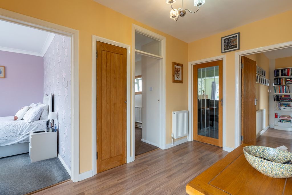 Property photo 2 of 22 5127385