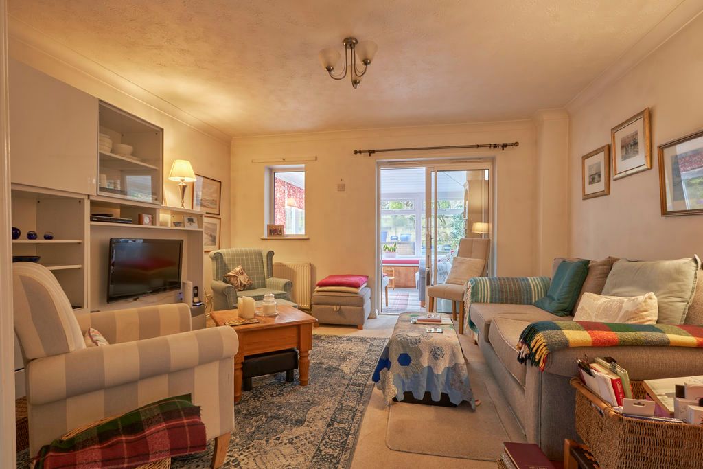 Property photo 3 of 12 Living Room