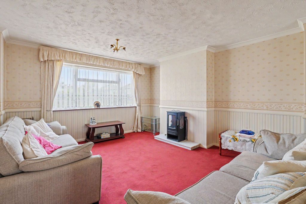 Property photo 2 of 14 Photo 9