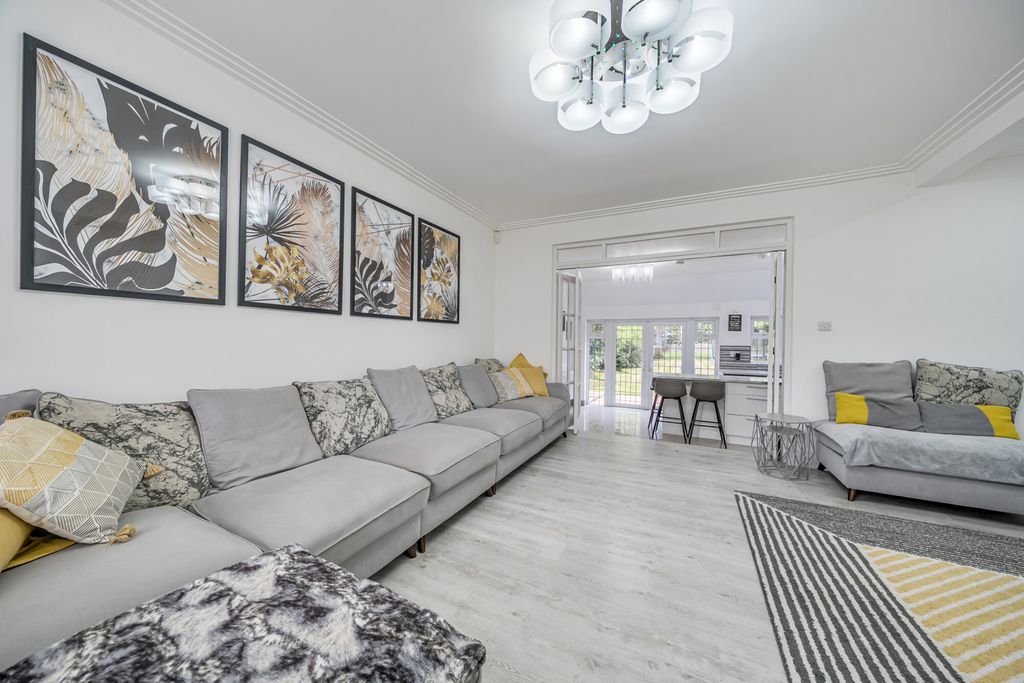 Property photo 2 of 26 1350889-8-68c29d5...