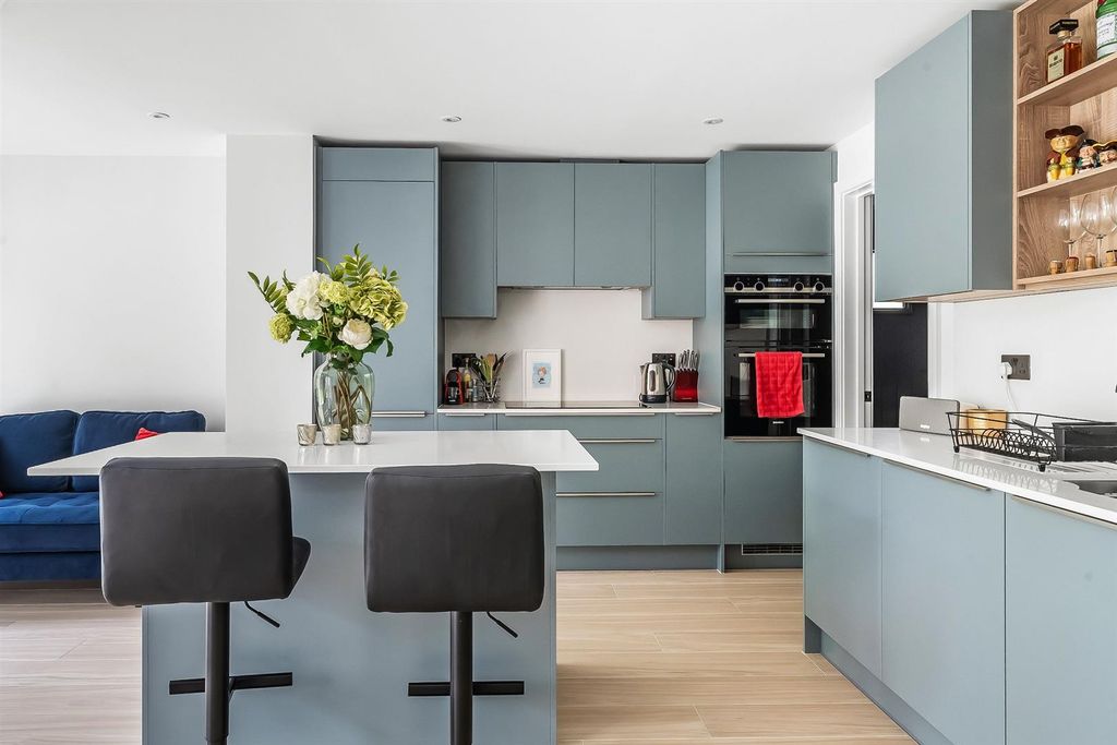 Property photo 2 of 14 .Stovell-Place-9.Jpg