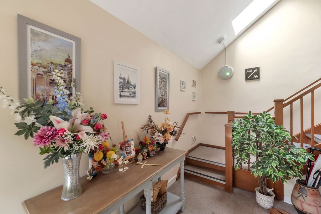 Additional image 14 of 2 bed flat for saleBridge Street, Pershore WR10