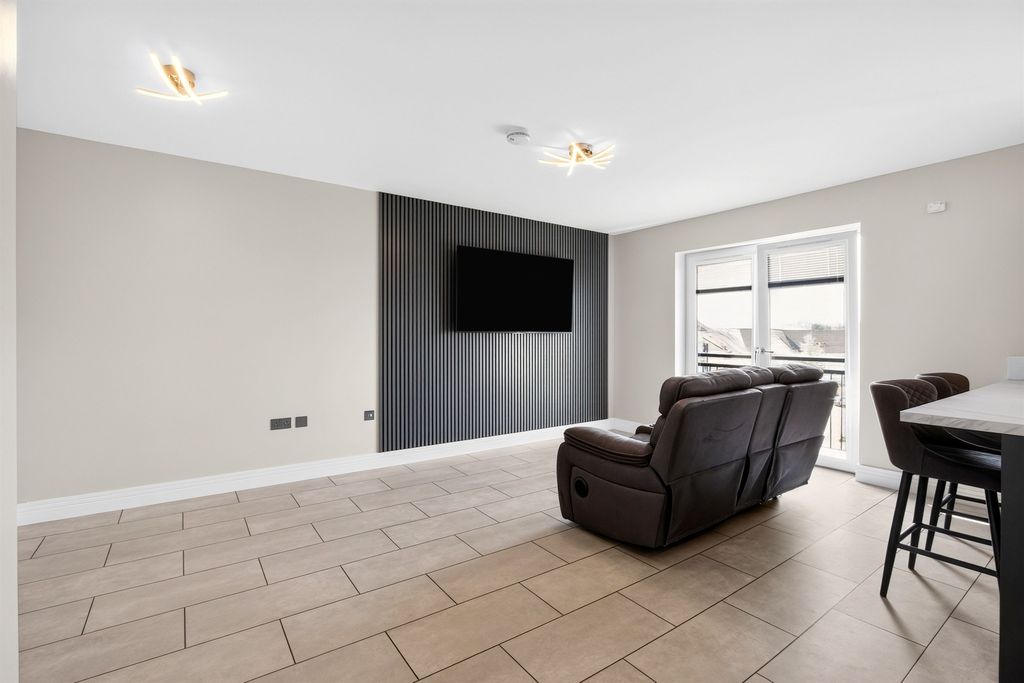 Additional image 13 of 2 bed penthouse for saleJardine Avenue, Falkirk FK2