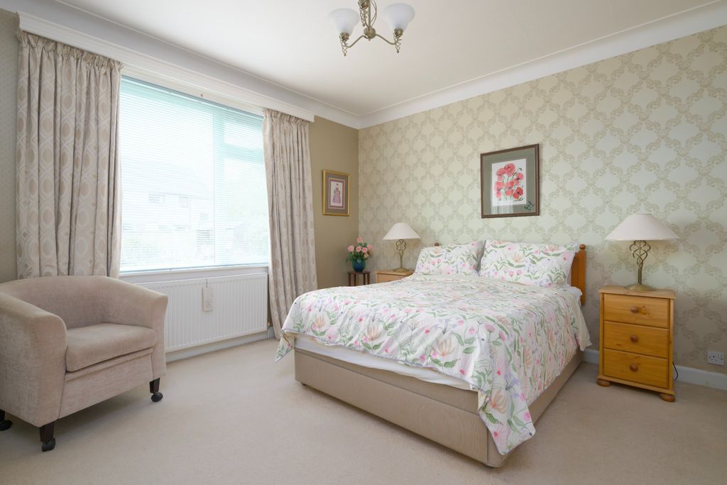 Additional image 11 of 2 bed flat for saleTownhill Road, Dunfermline KY12