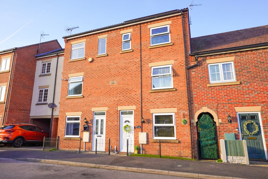 Property photo 1 of 13