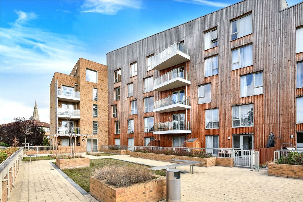 Property photo 1 of 5 Picture No. 08