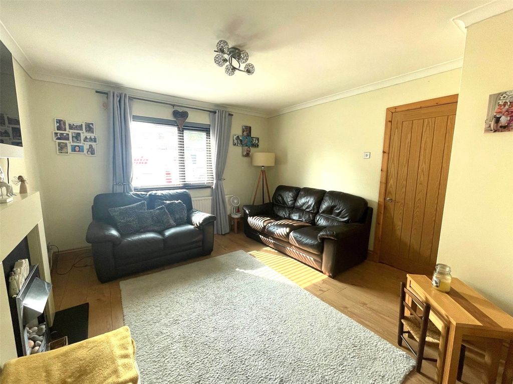 Property photo 3 of 17 Picture No. 19