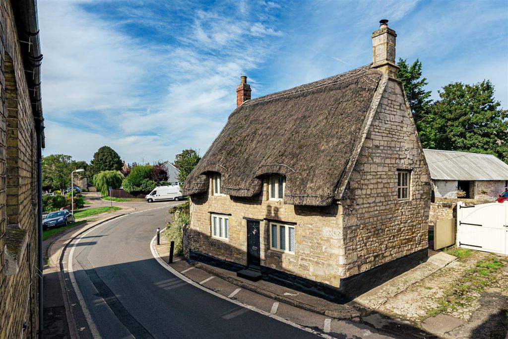 Property photo 1 of 19 5 High Street, Weldon (2 Of 20).Jpg