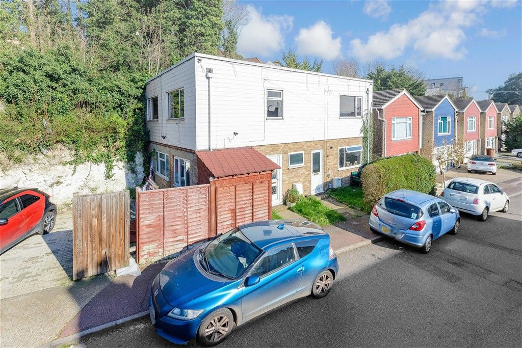 Property photo 1 of 11 External Web