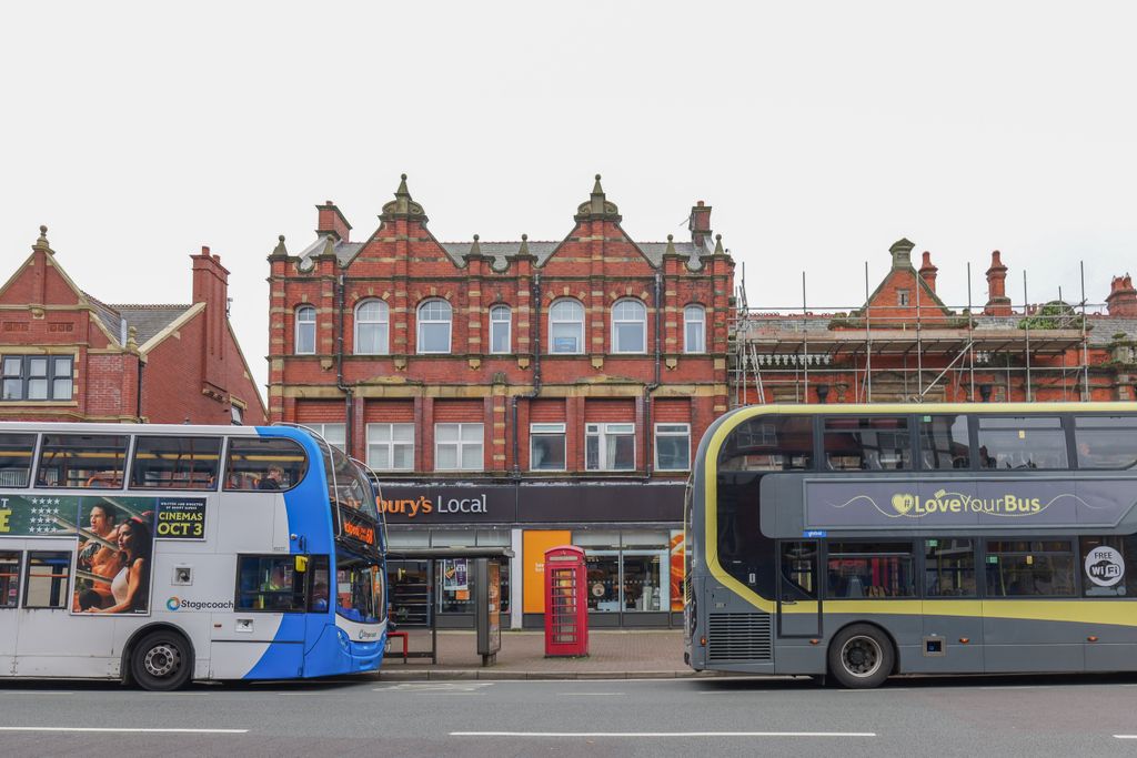 Property photo 1 of 18