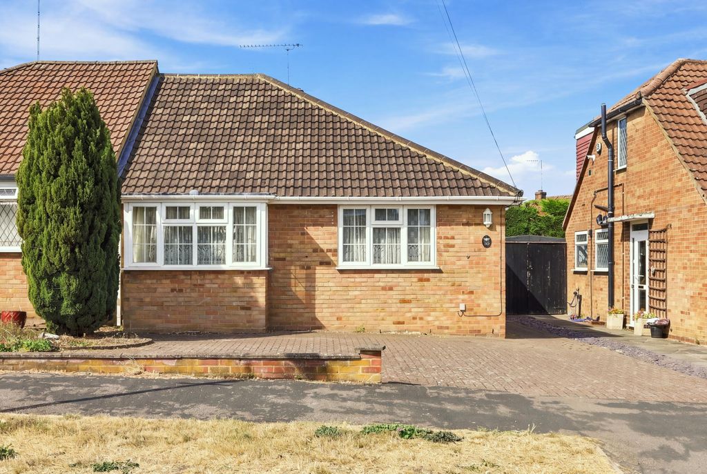 Property photo 1 of 18 5565124