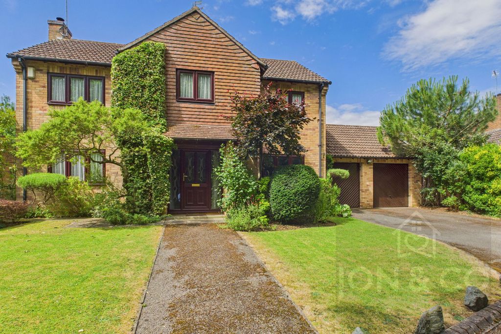 Property photo 1 of 20